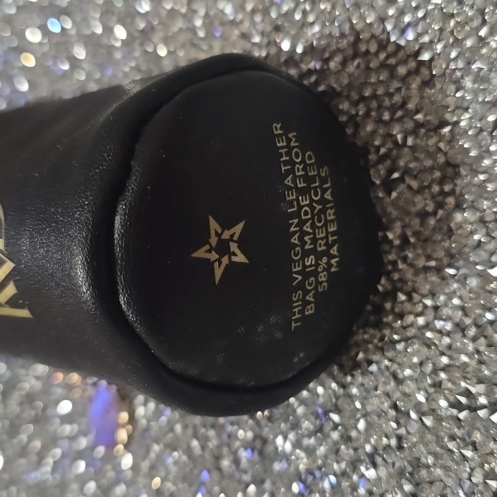 🧚‍♀️Kat Von D RARE Vegan Leather Cylinder Bag NWOTag - Picture 4 of 8